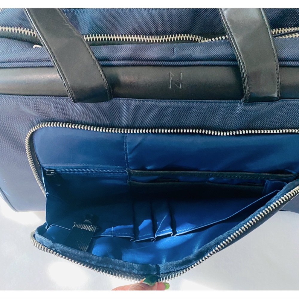 Nomad Lane Blue Personal/ Carryon  Travel Bag, Bento Bag - Picture 7 of 12